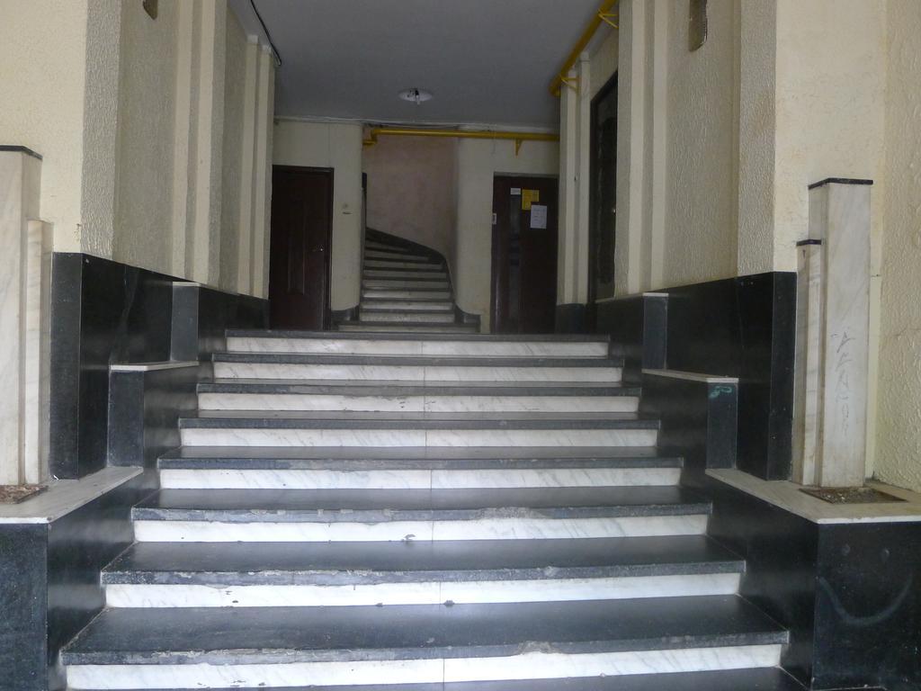 Hospitality Centrum - Nicolae Iorga Bukarest Exteriör bild